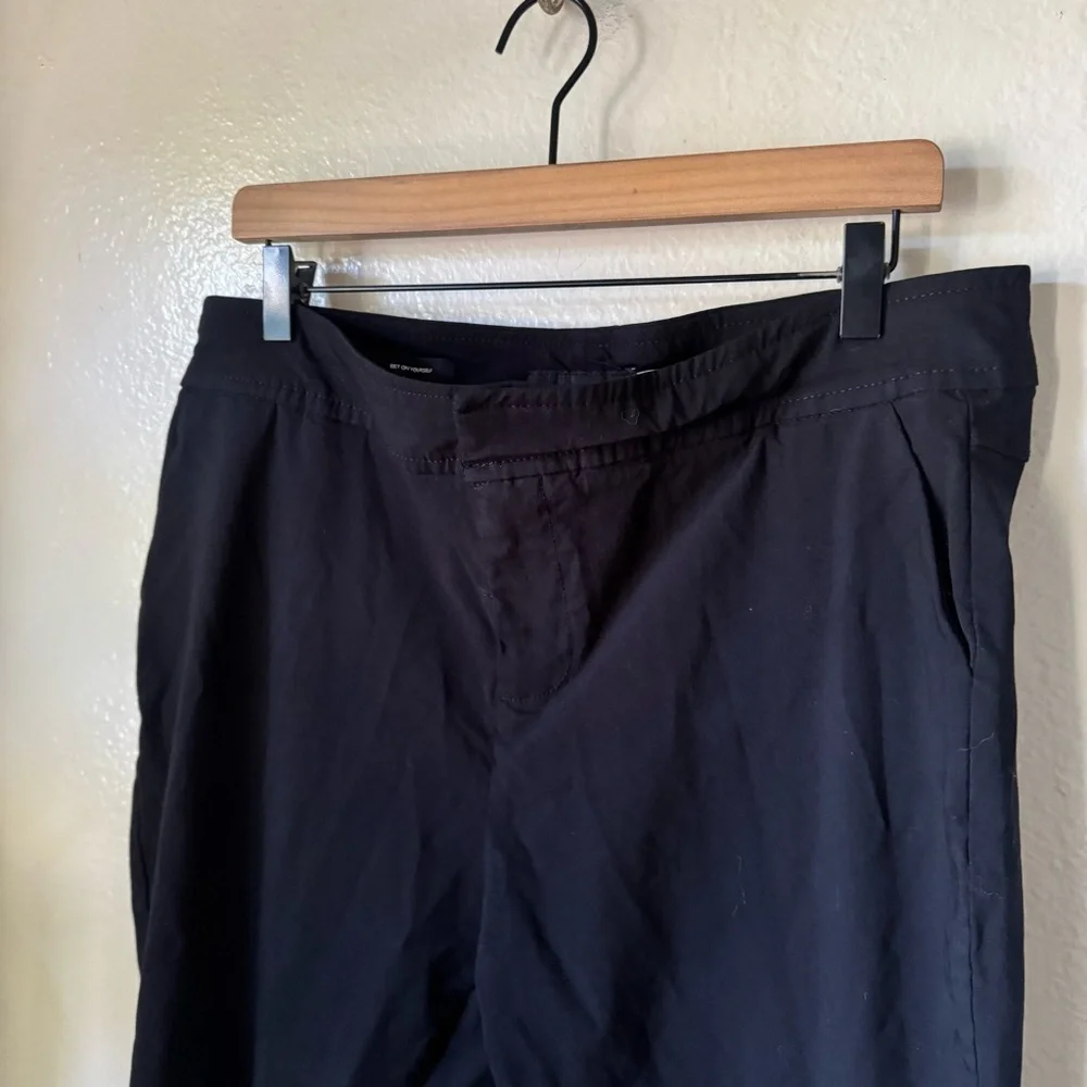 Torrid | Extra Short Trouser Straight Deluxe Stretch Mid-Rise Pants - Picture 3 of 6